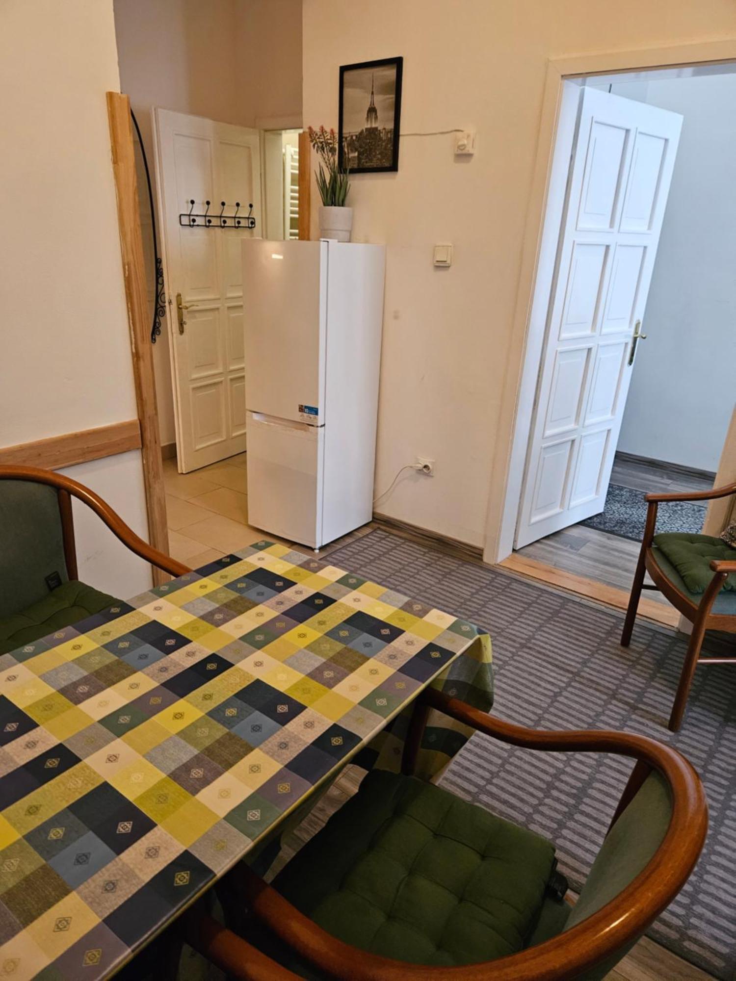 Danubescree Cozy Apartment Budapest Bagian luar foto